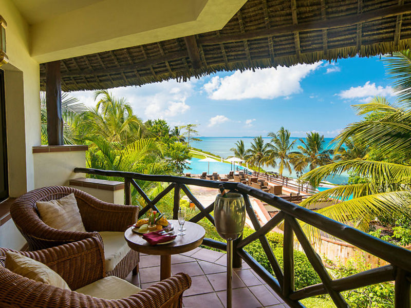 Sea Cliff Resort & Spa
