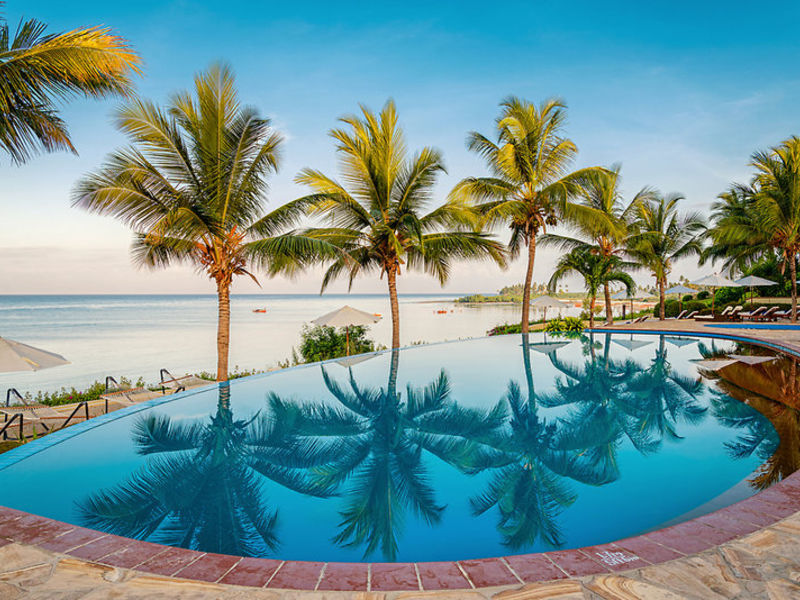 Sea Cliff Resort & Spa