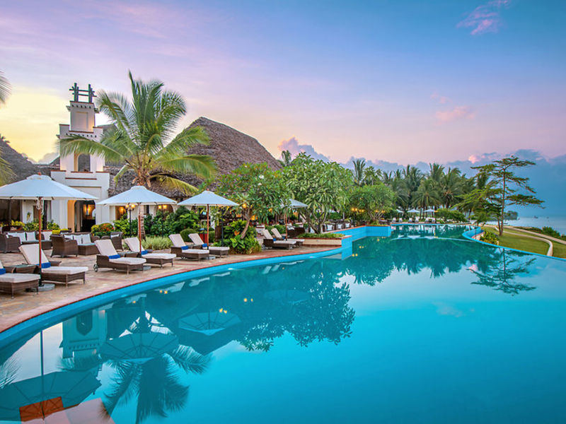 Sea Cliff Resort & Spa