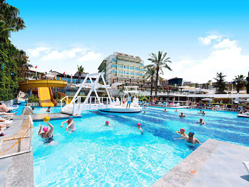 Sea Life Buket Beach Hotel