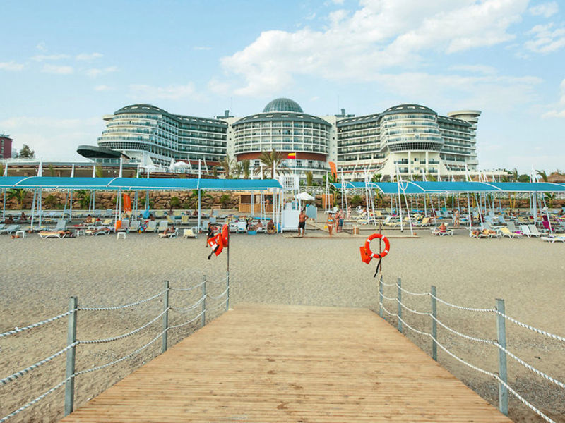 Sea Planet Resort & Spa