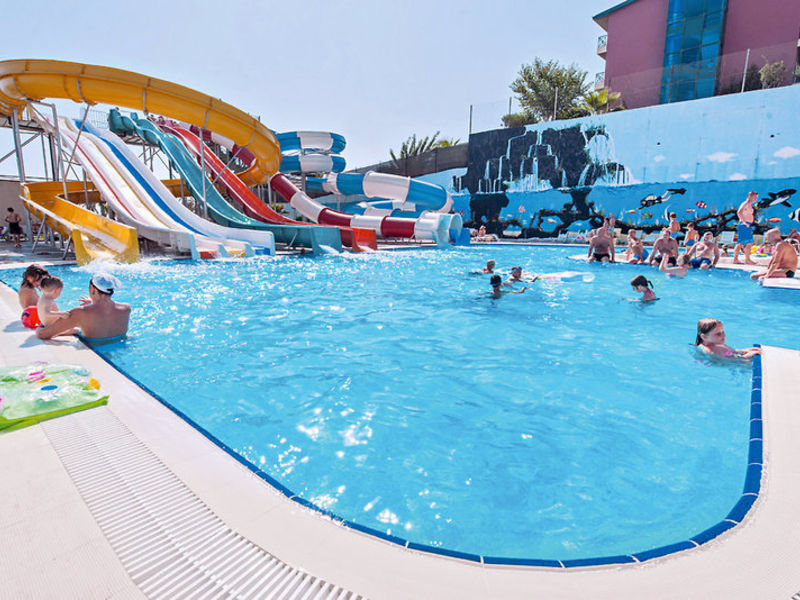 Sea Planet Resort & Spa