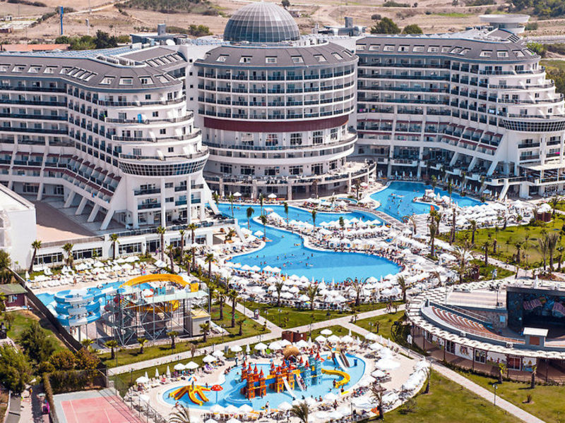 Sea Planet Resort & Spa