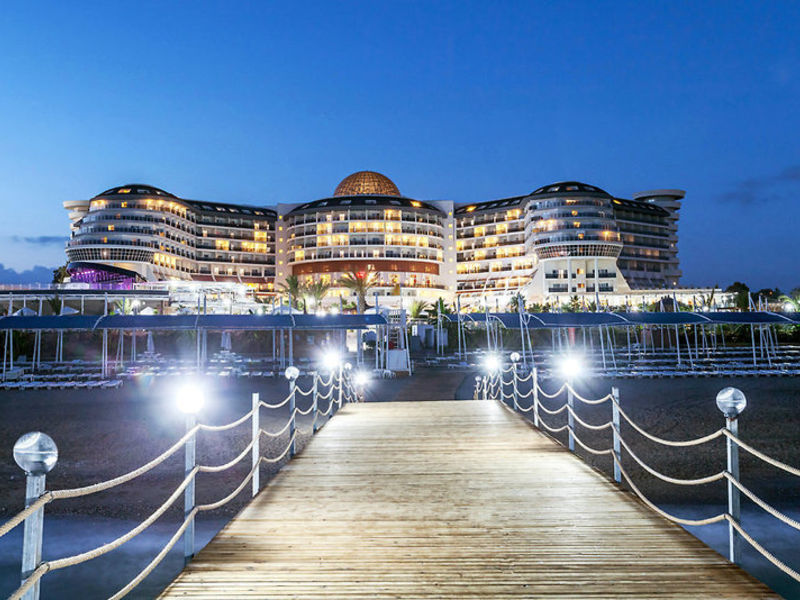 Sea Planet Resort & Spa