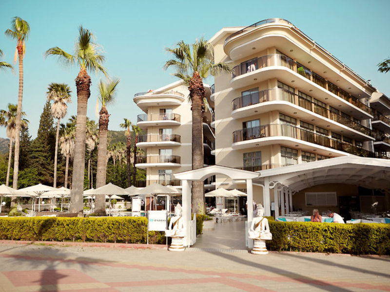 Sea Star Hotel