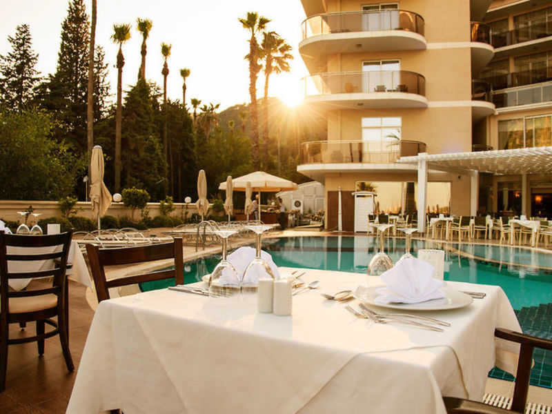 Sea Star Hotel