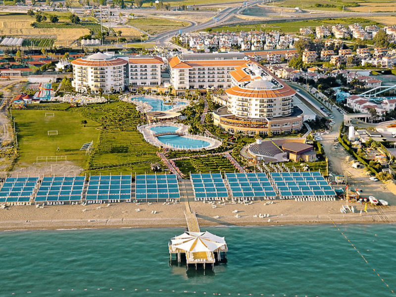 Sea World Resort & Spa