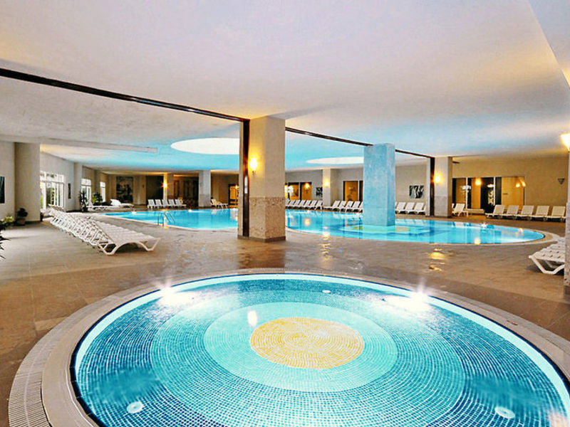 Sea World Resort & Spa