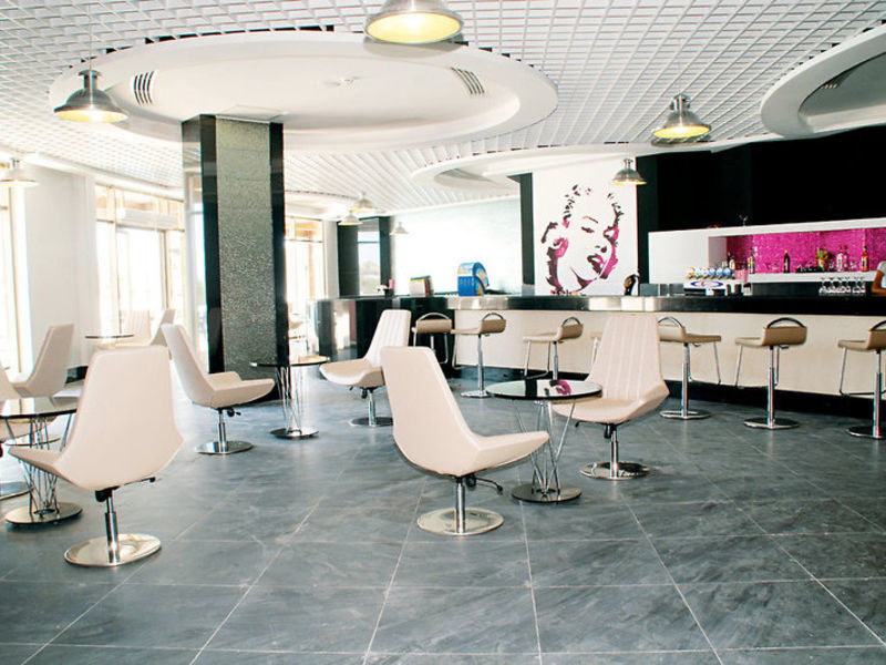 Seamelia Beach Resort & Spa