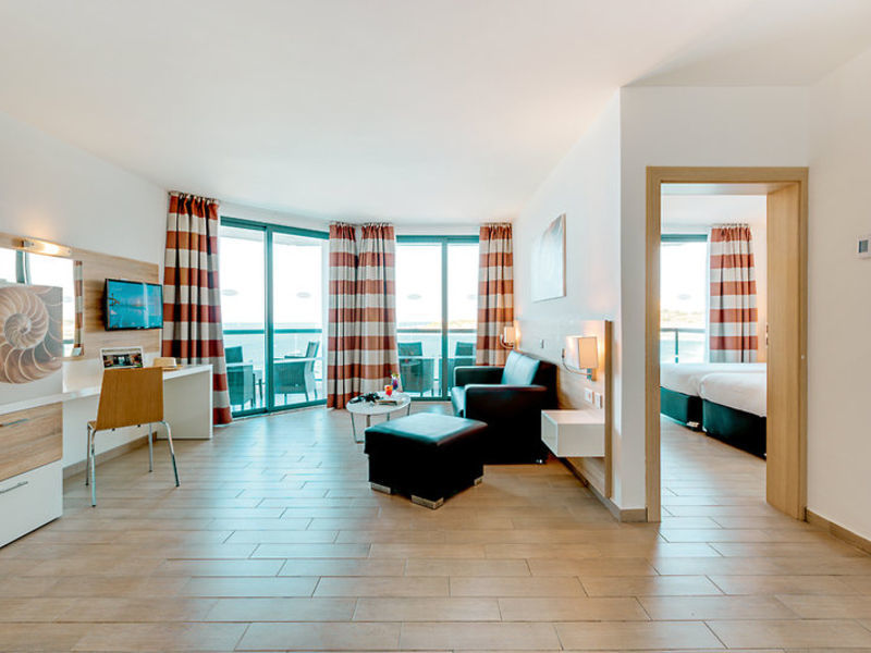 Seashells Resort at Suncrest