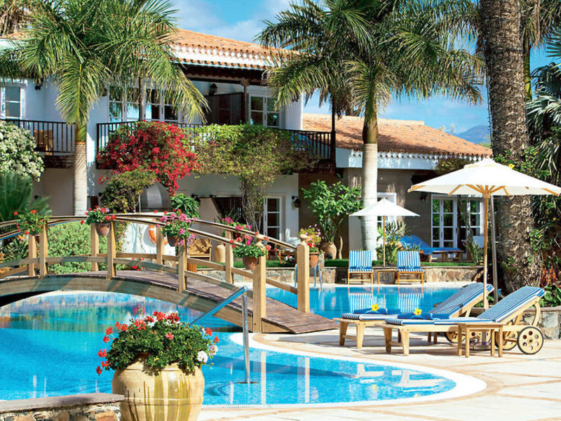 Seaside Grand Hotel Residencia