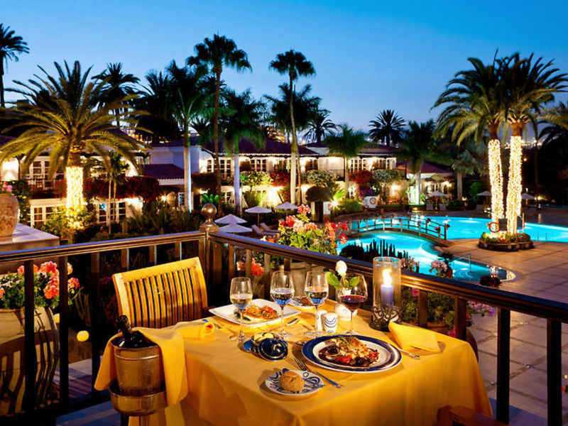 Seaside Grand Hotel Residencia