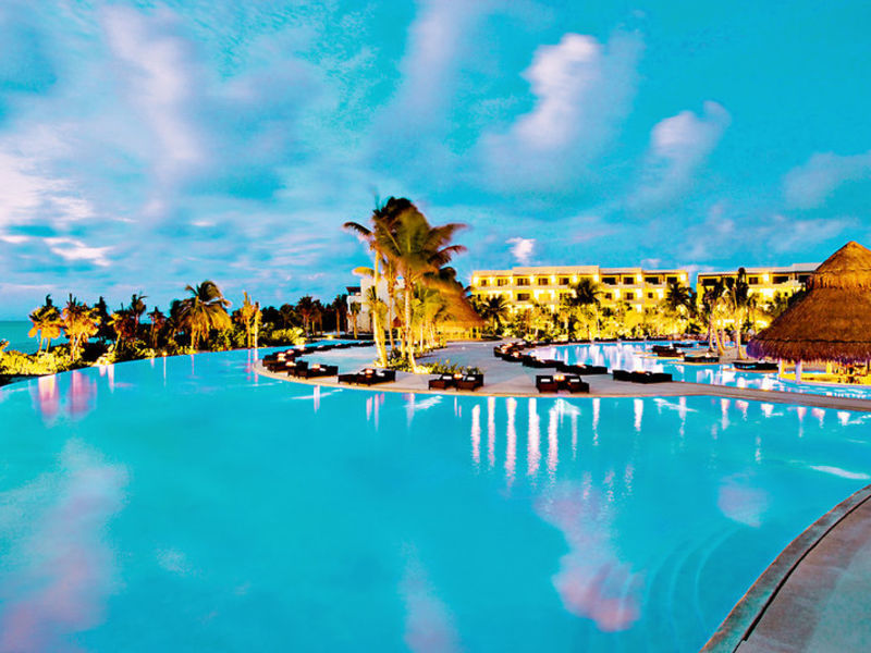 Secrets Maroma Beach