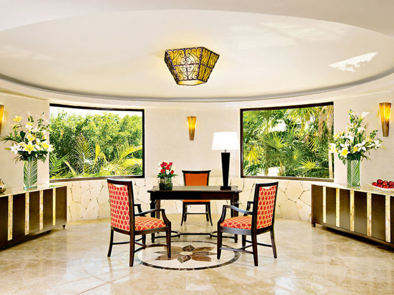 Secrets Maroma Beach