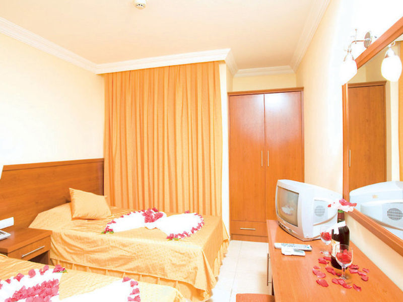 Selenium Hotel