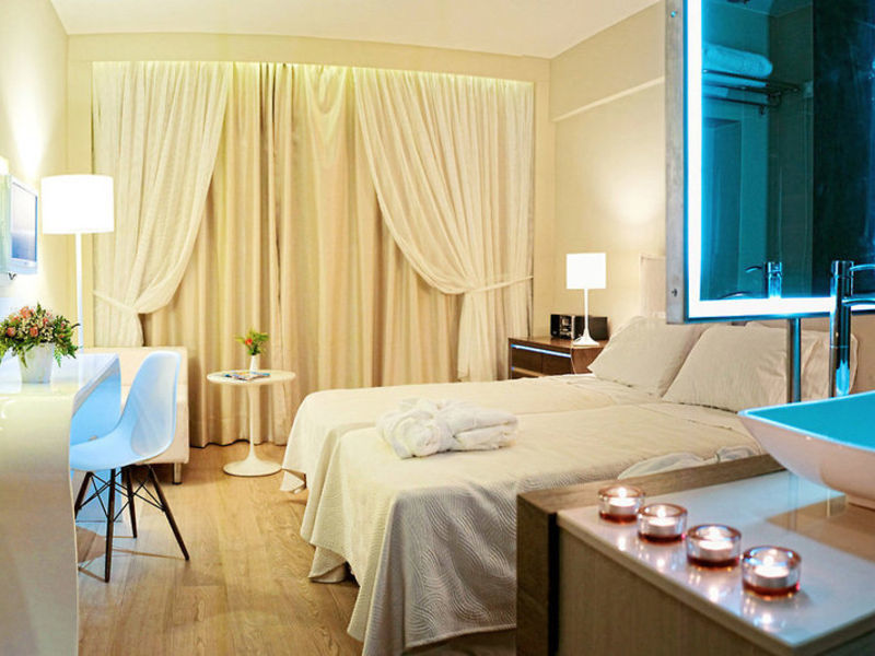SENTIDO Aegean Pearl