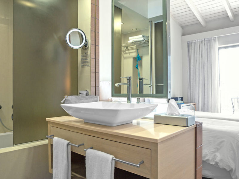 SENTIDO Aegean Pearl