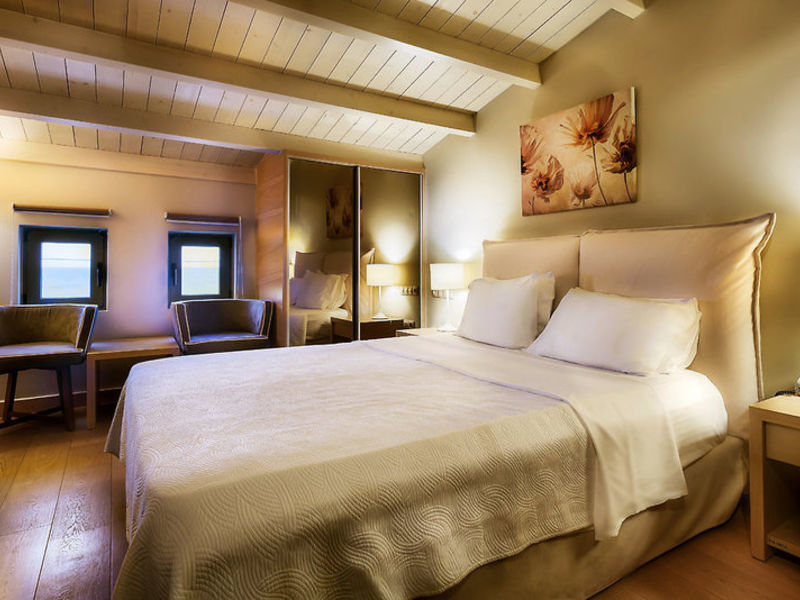 SENTIDO Aegean Pearl