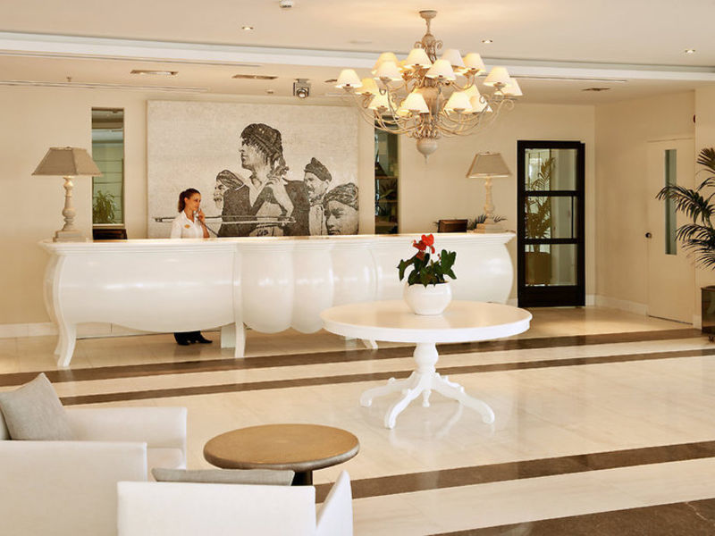 SENTIDO Aegean Pearl
