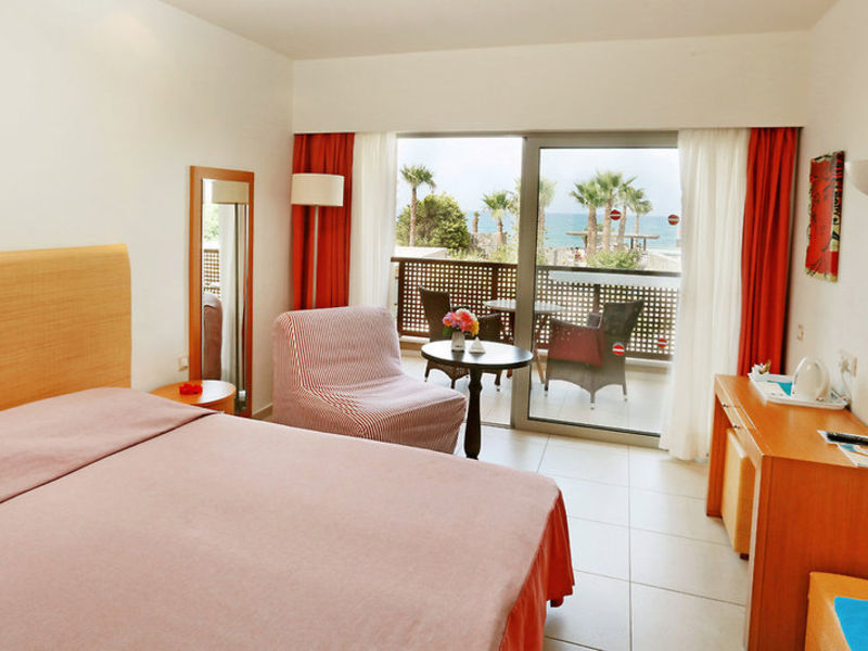 SENTIDO Blue Sea Beach