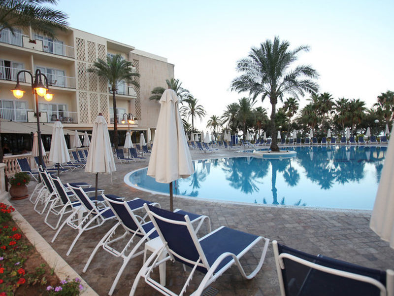 SENTIDO Castell de Mar