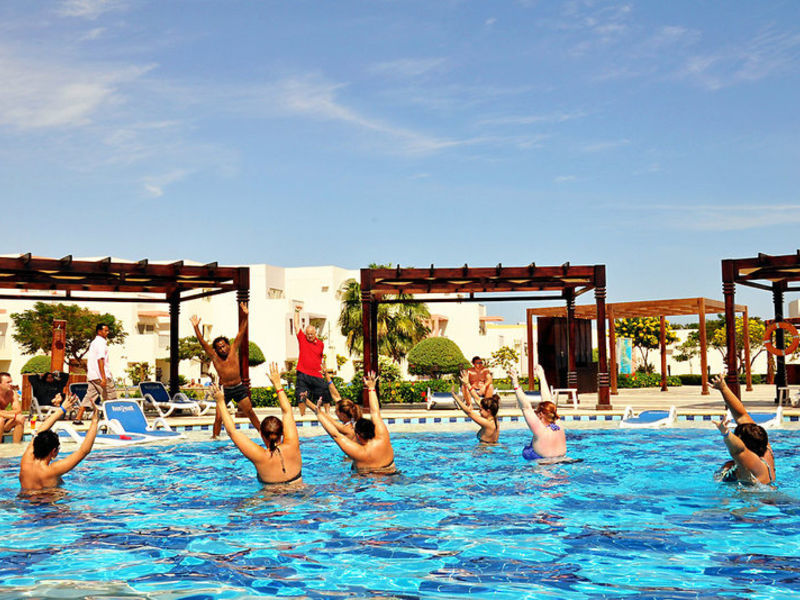 SENTIDO Crystal Bay Resor