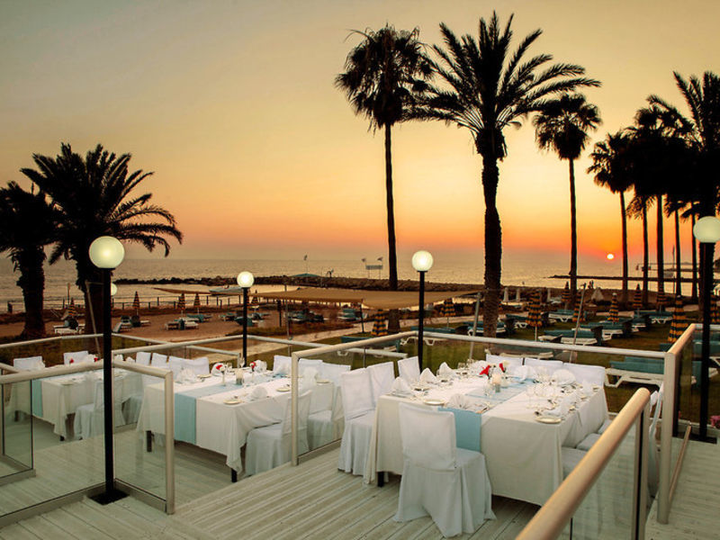 SENTIDO Cypria Bay