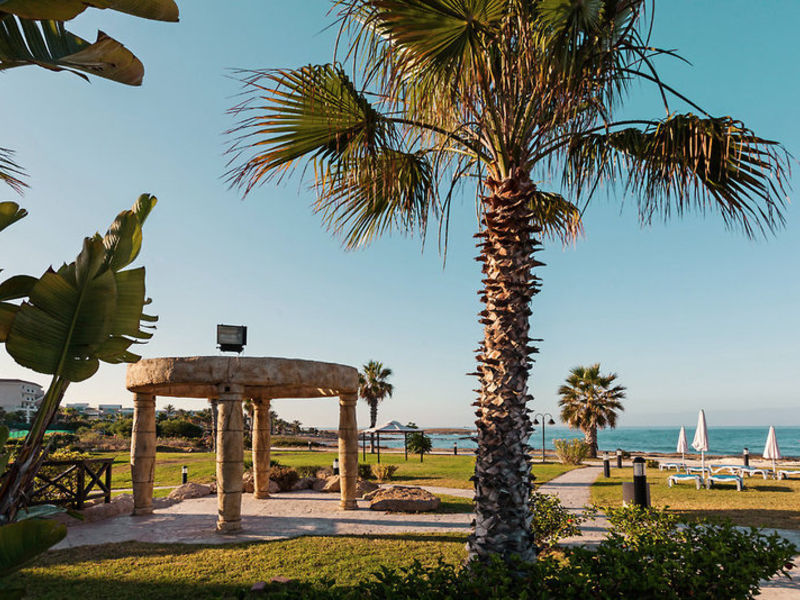 SENTIDO Cypria Bay
