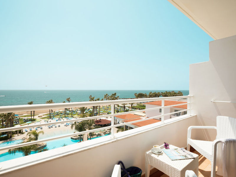 SENTIDO Cypria Bay
