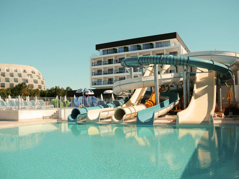 SENTIDO Gold Island