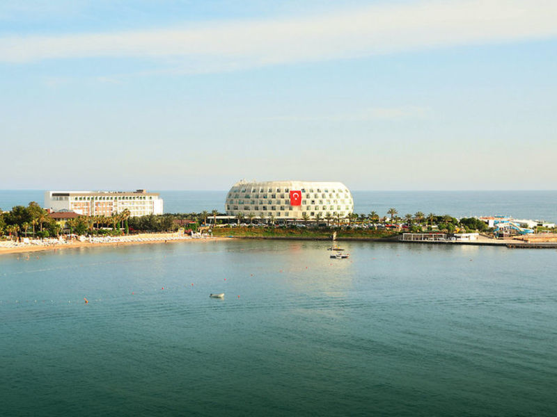 SENTIDO Gold Island