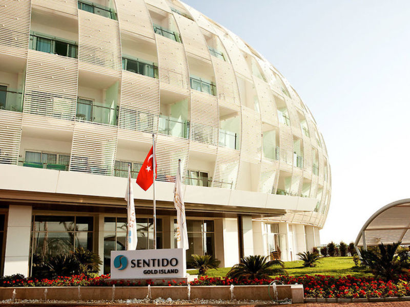 SENTIDO Gold Island