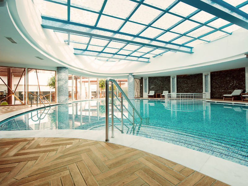 SENTIDO Gold Island