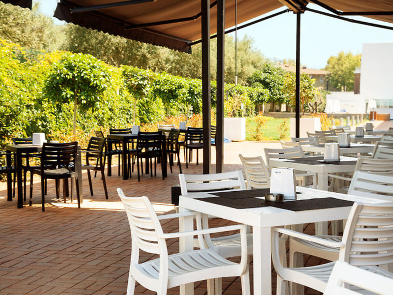 SENTIDO Gold Island