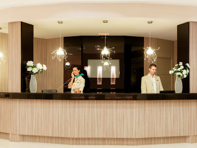 SENTIDO H10 White Suites