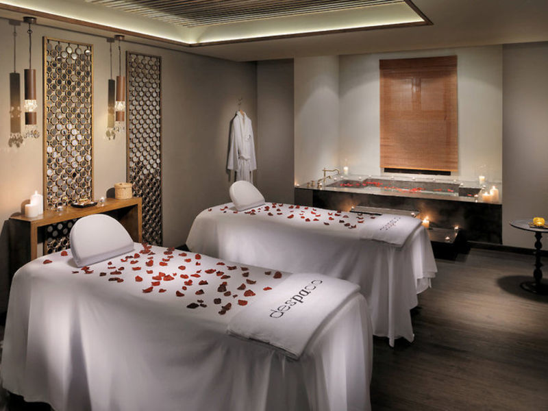 SENTIDO H10 White Suites
