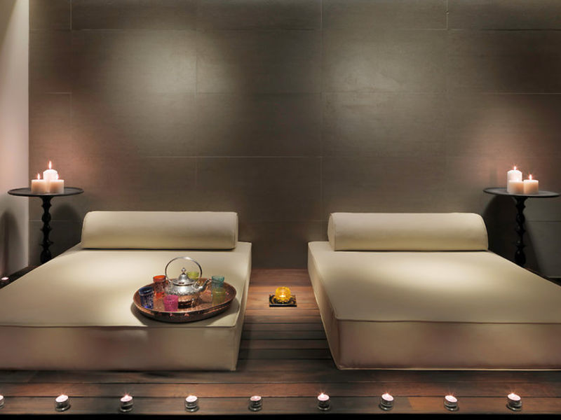 SENTIDO H10 White Suites