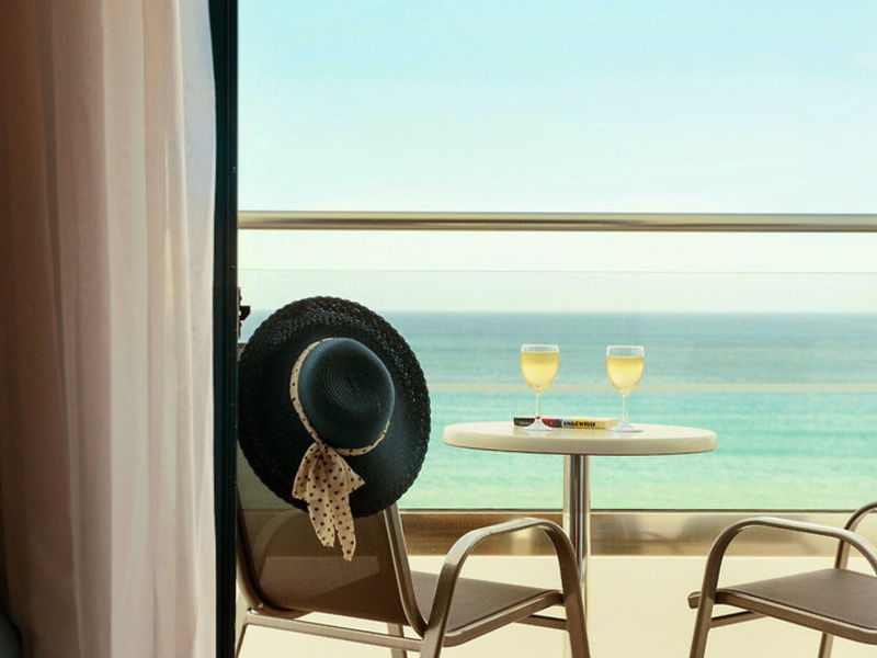 SENTIDO Louis Plagos Beach