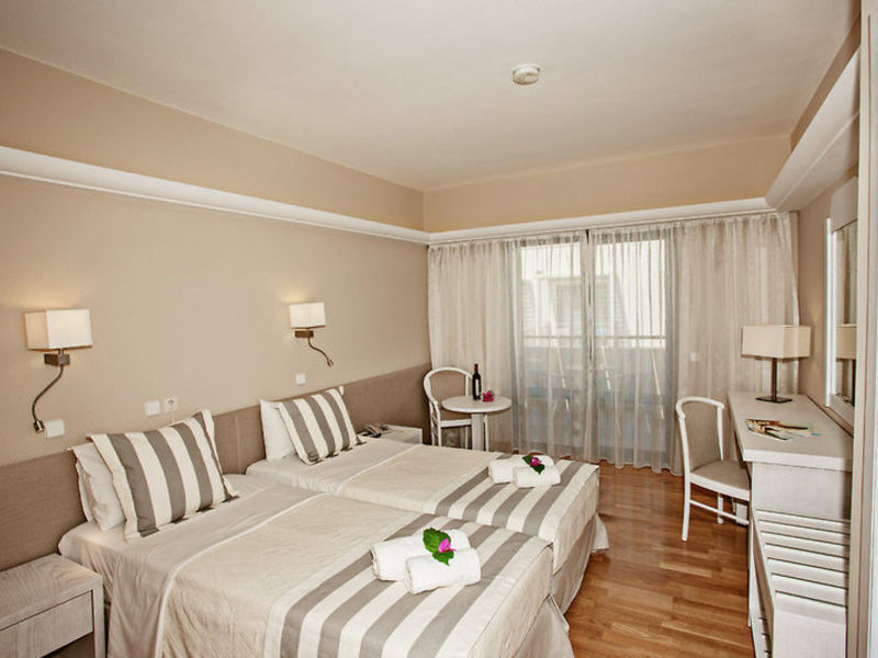 SENTIDO Pearl Beach