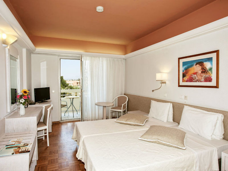 SENTIDO Pearl Beach