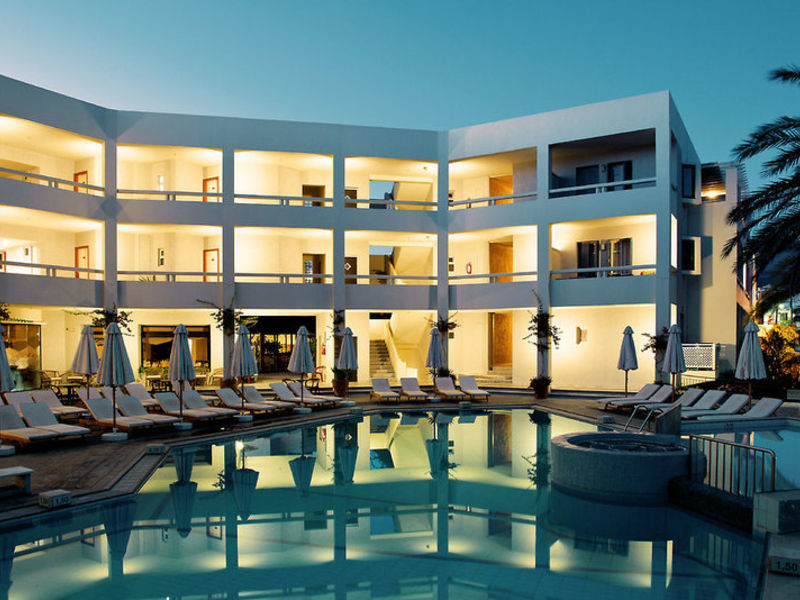 SENTIDO Pearl Beach