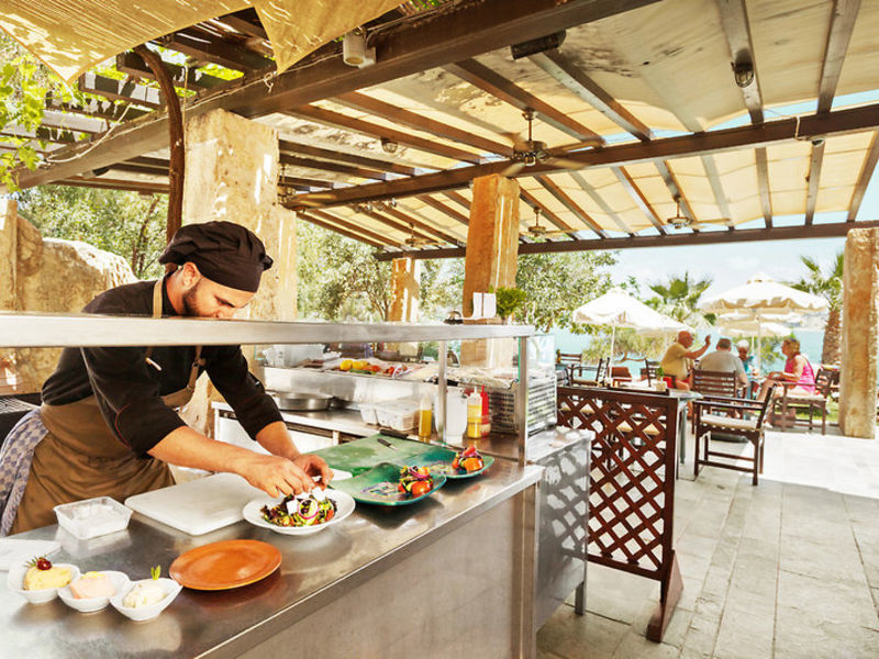 SENTIDO Thalassa Coral Bay