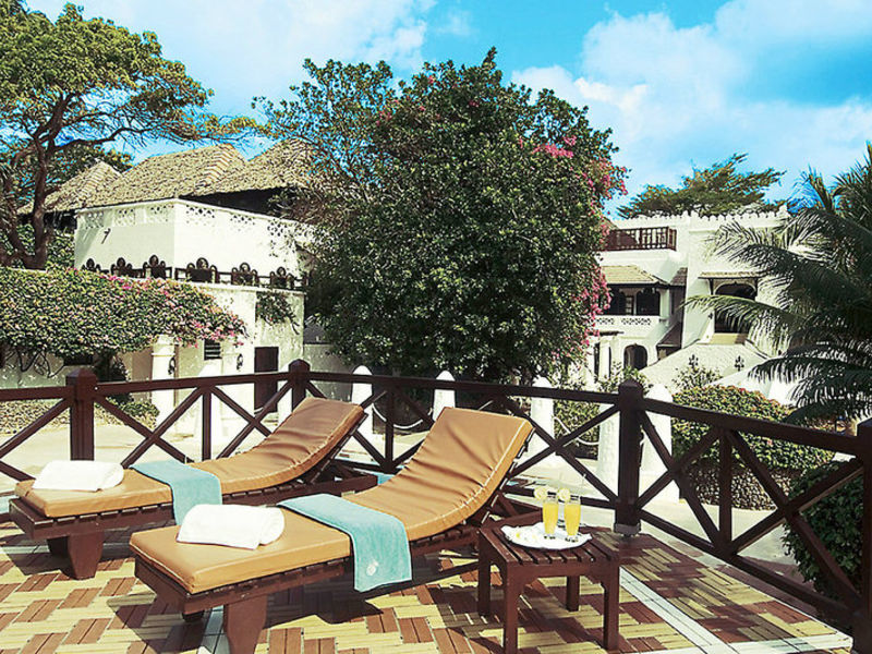 Serena Beach Hotel & Spa