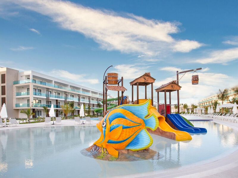 Serenade Punta Cana Beach &Amp; Spa