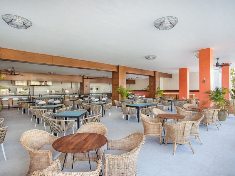 Serenade Punta Cana Beach &Amp; Spa
