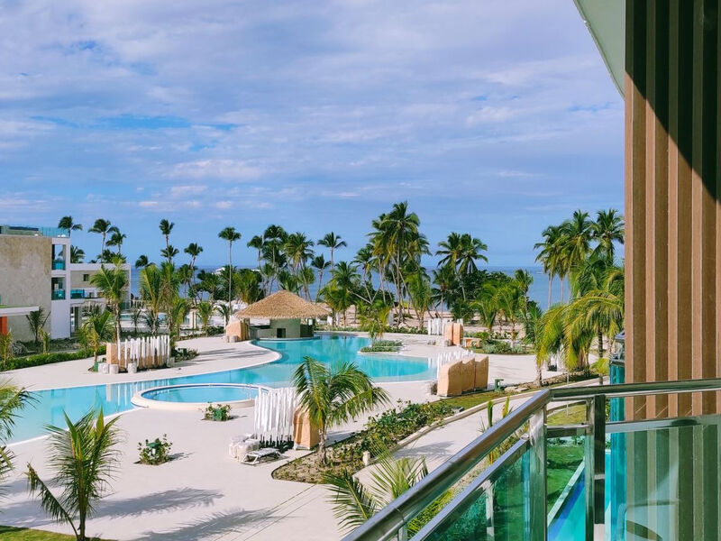 Serenade Punta Cana Beach &Amp; Spa