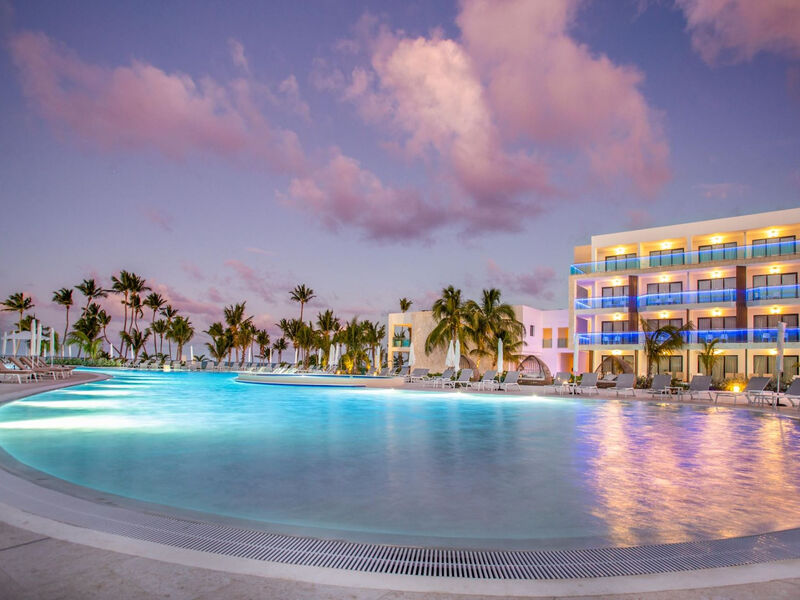 Serenade Punta Cana Beach &Amp; Spa