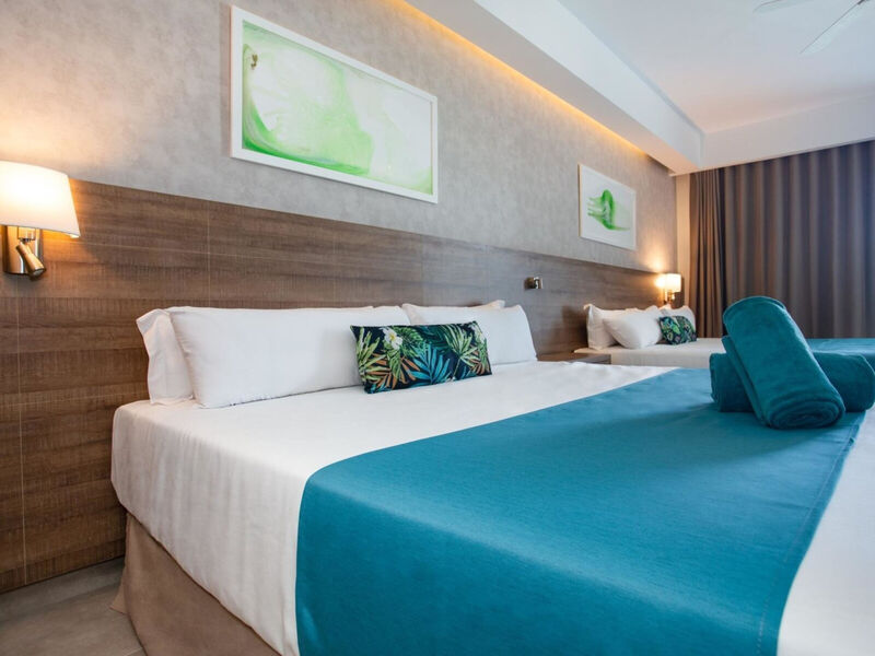 Serenade Punta Cana Beach &Amp; Spa