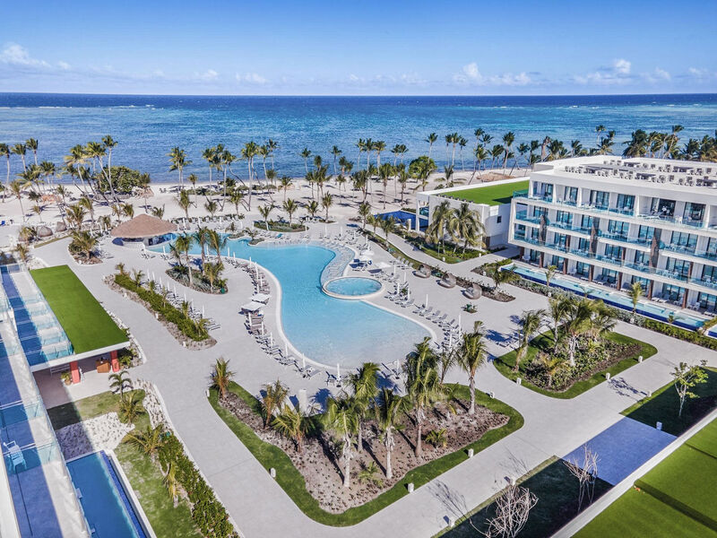 Serenade Punta Cana Beach &Amp; Spa