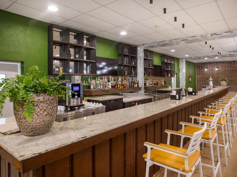 Serenade Punta Cana Beach &Amp; Spa